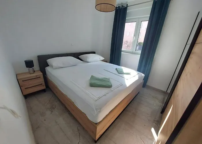 Marinore 特罗吉尔