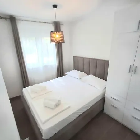 Apartment Marinore *